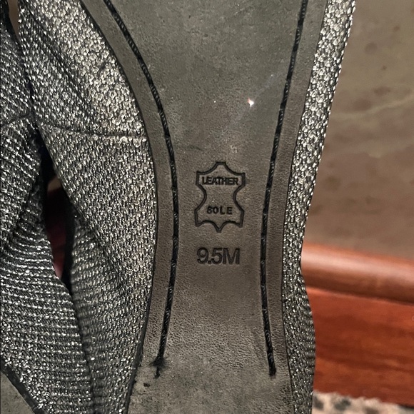 Tory Burch Metallic Silver Flats - Picture 6 of 7